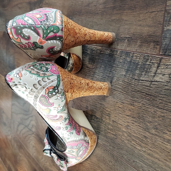 Womens Unlisted Paisley Fabric Open Toe Heels, Size 9 - Picture 5 of 6